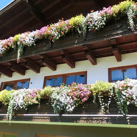 Haus Markus Portenkirchner * Динтен-ам-Хохкёниг